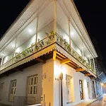 Casa Acomodo Casco Viejo 4Bdr Historic Mansion
